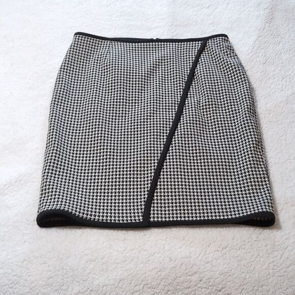 Calvin Klein Ladies Skirt 12 - Picture 1 of 10